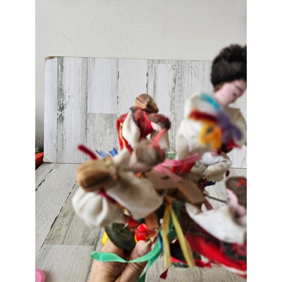 Vintage folk art childs toy tribal dancing people music - Picture 7 of 11